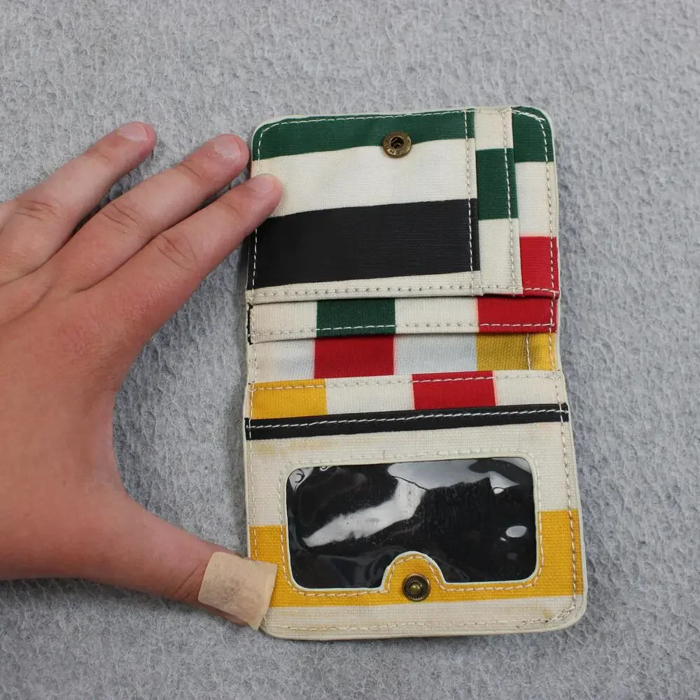 Pendleton Wallet Men Multicolor Stripe Canvas Bifold ID Window Coin Pocket Small